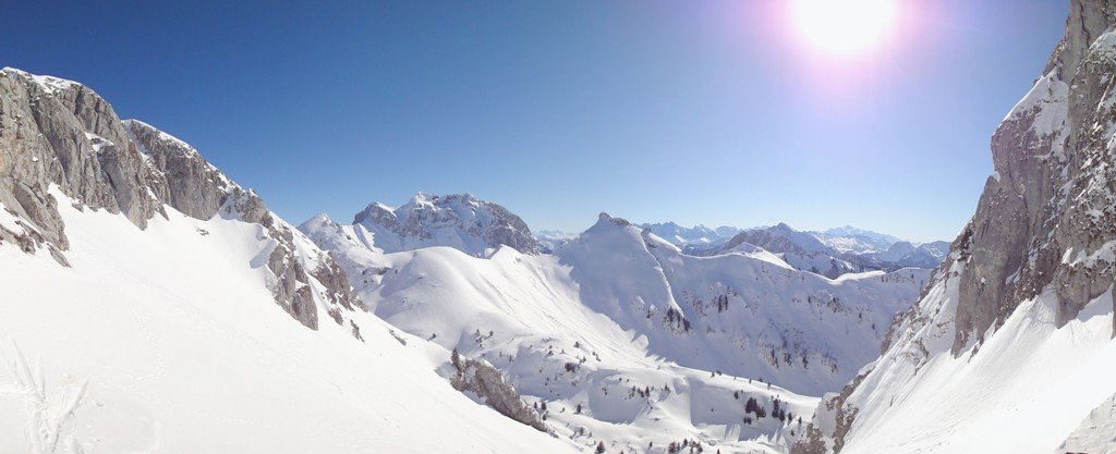 Panorama du Pas de Darbon : Cornettes de Bise, Pointe de Bénevent