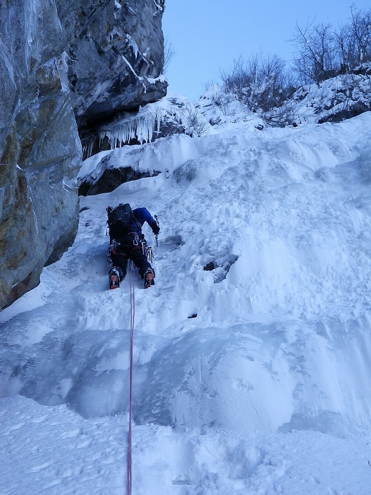 Goulotte du Pissou : Pierre à l'attaque