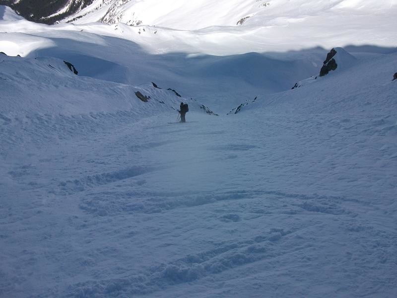 Porte d'église : couloir N