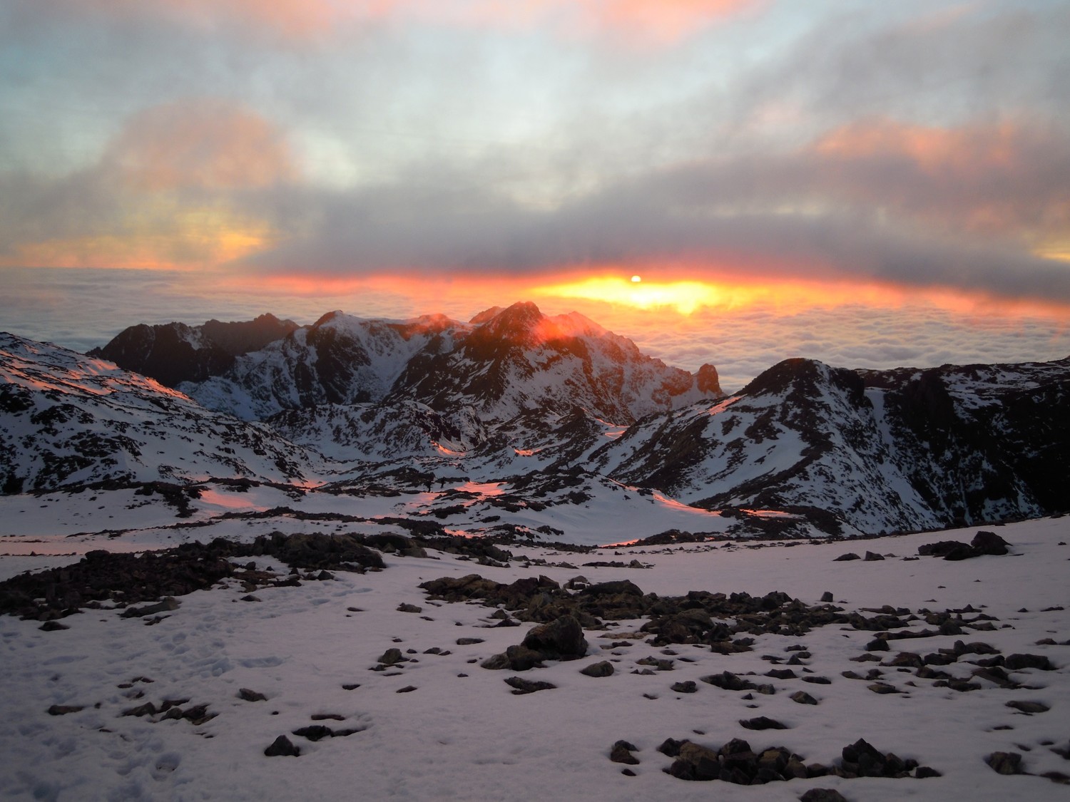 Coucher de soleil depuis le sommet de la croix de Belledonne