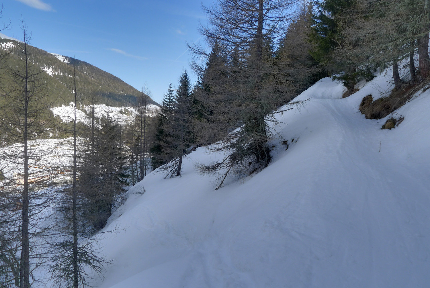 Bourg Saint-Pierre, montée par le chemin d'été