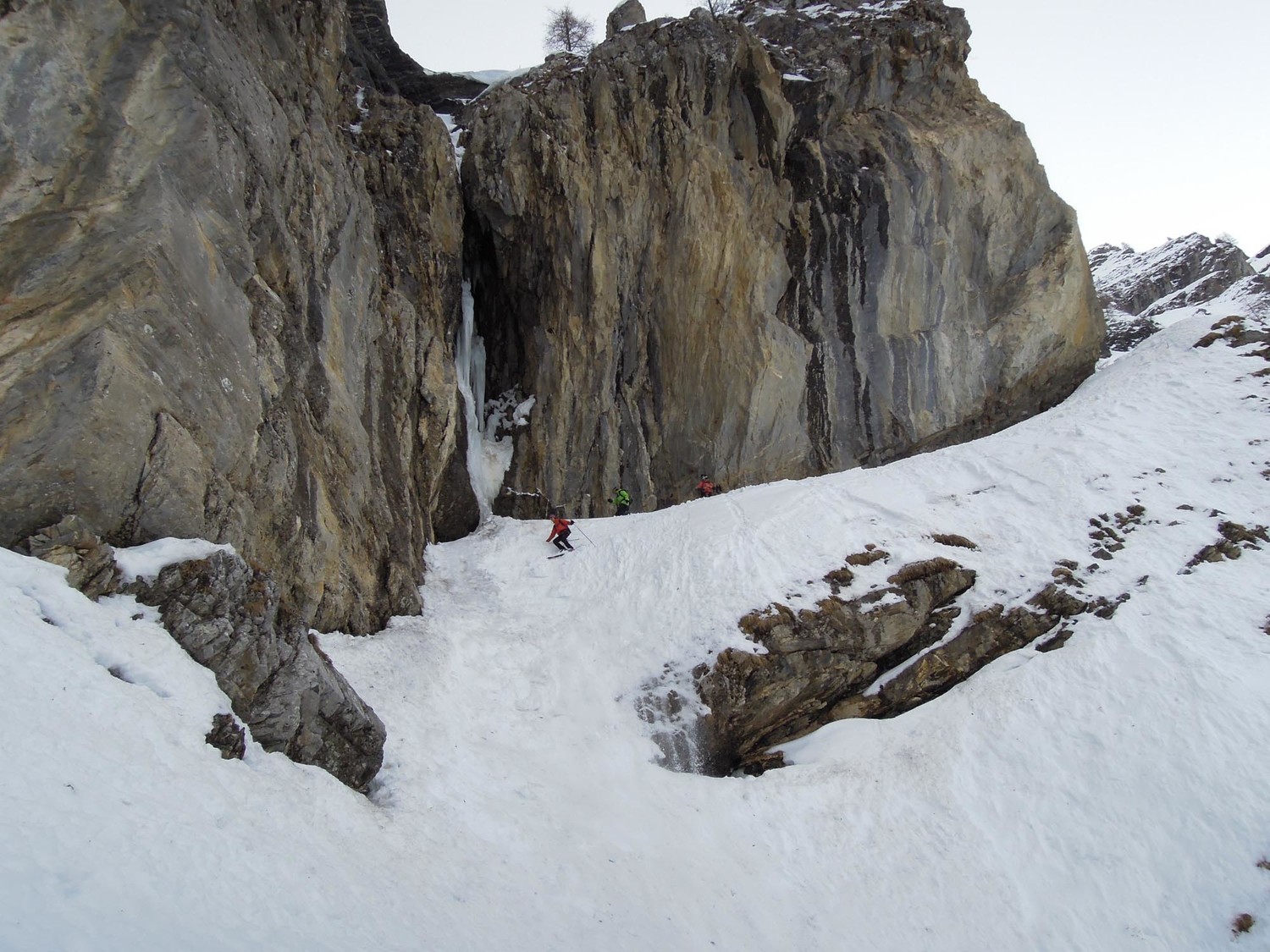 Trou d'Aufalle. Sortie du bas par cette magnifique rampe.