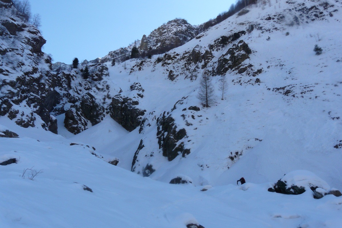 Le passage rive gauche de la gorge