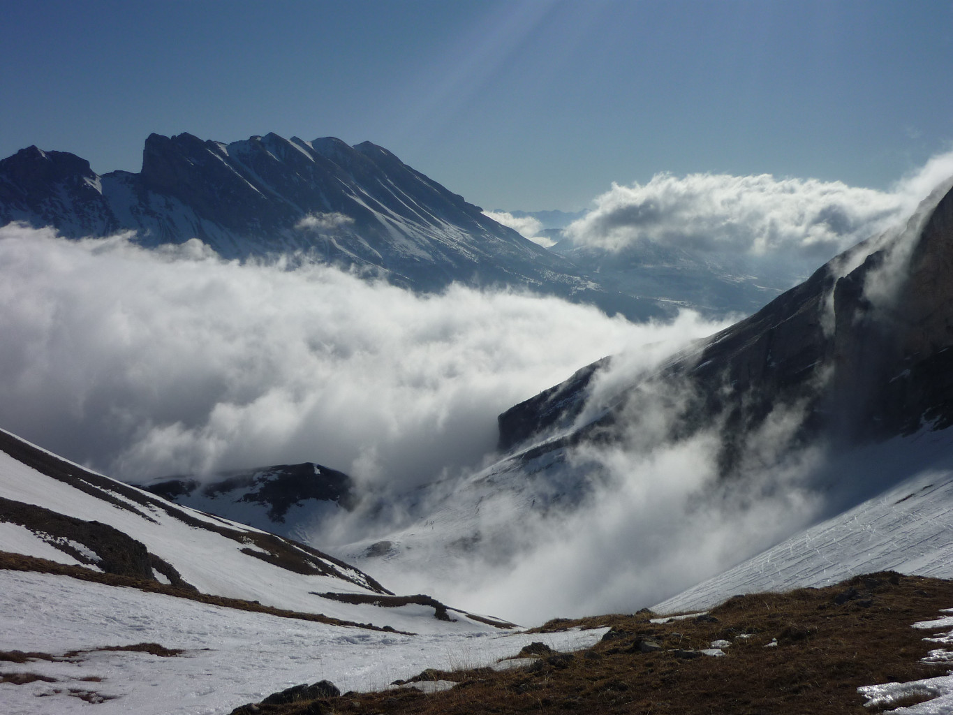 Les nuages se déchirent