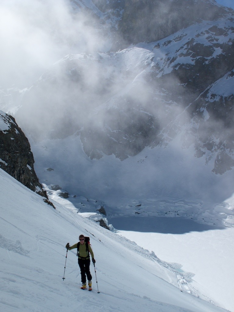 Virginie au dessus du lac avant que le brouillard nous attrappe