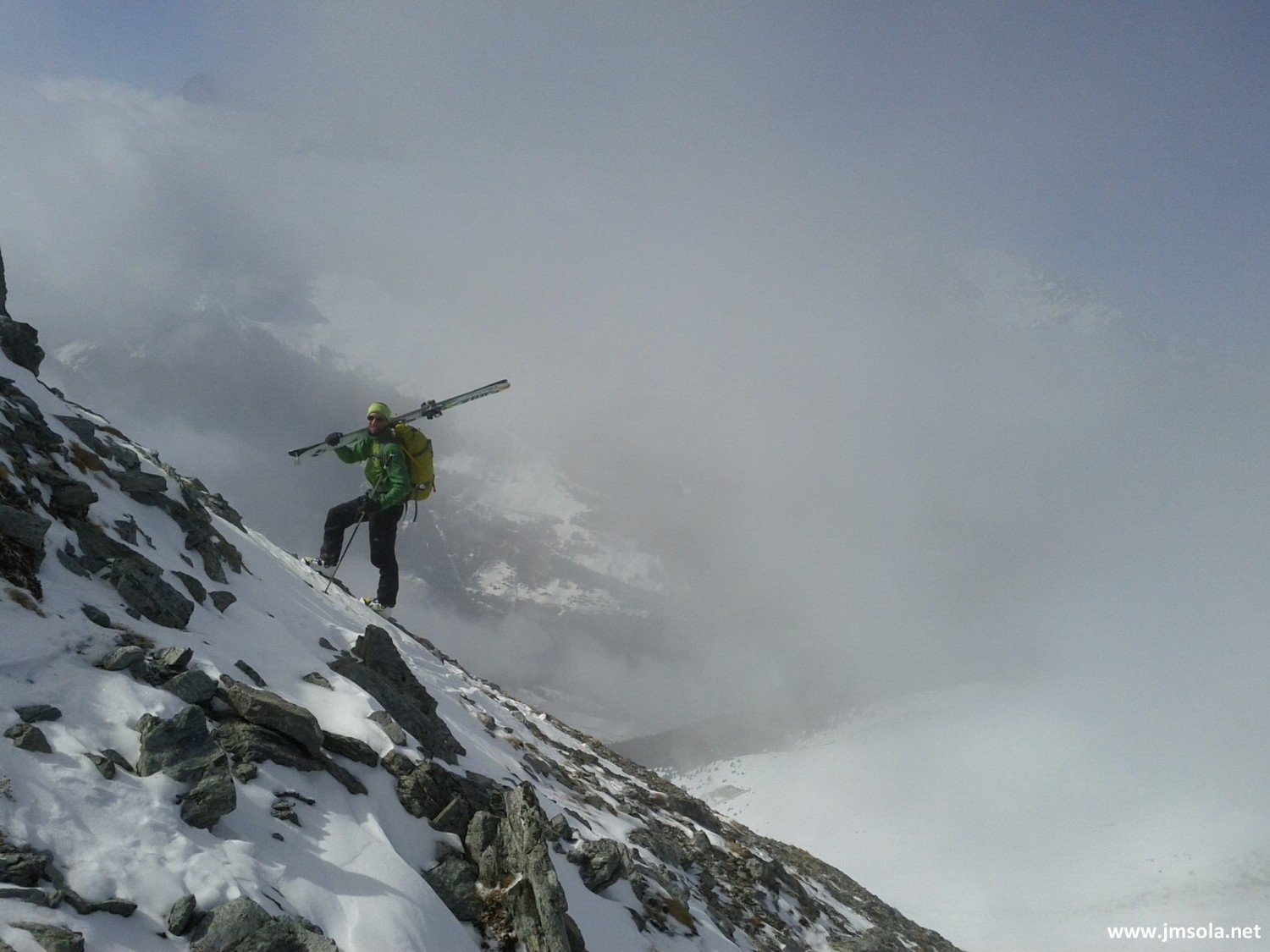 Montée sur l'arête W.