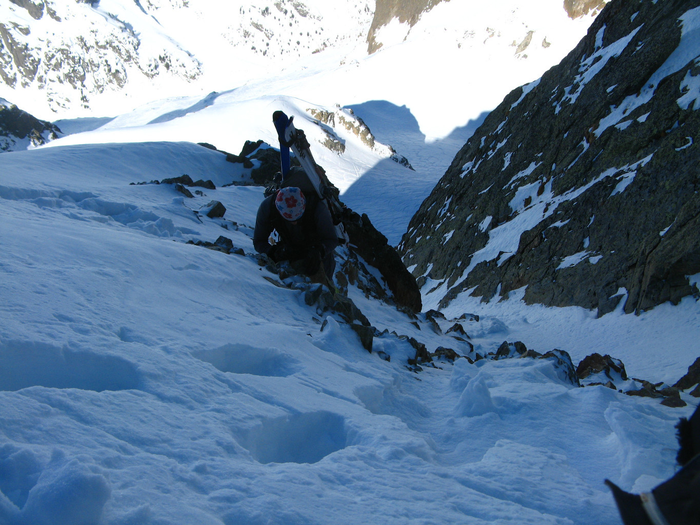 Le couloir n'est pas entièrement skiable