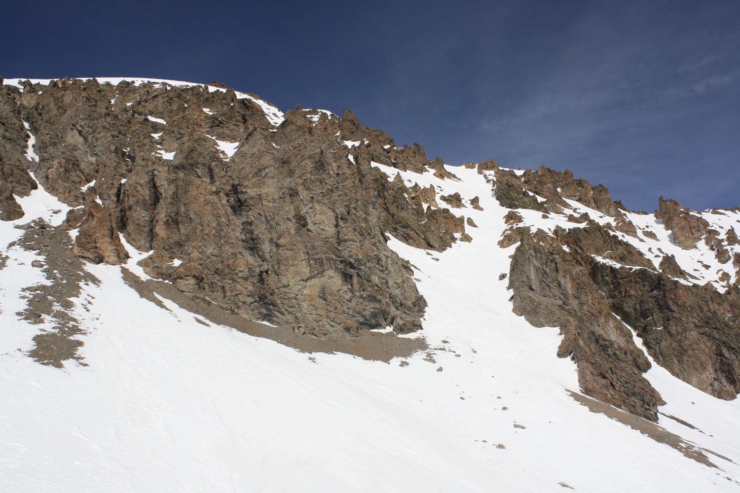 Face et couloir S du Pic E de Combeynot, après la descente