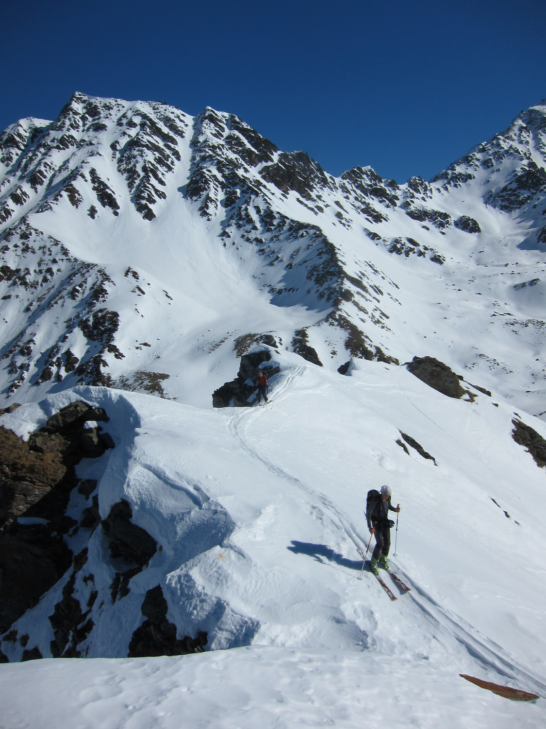 Arrivée à la Pointe de Toules, Pointe de Boveire au fond