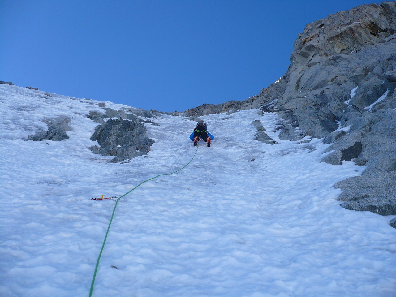 au dessus de la pente de neige (encore de la glace raide)