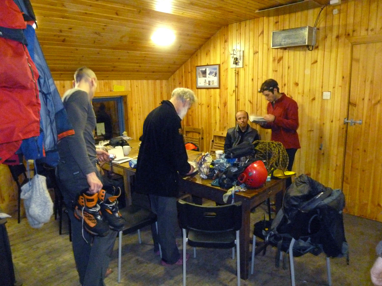 Le coin réfectoire du CIC Hut