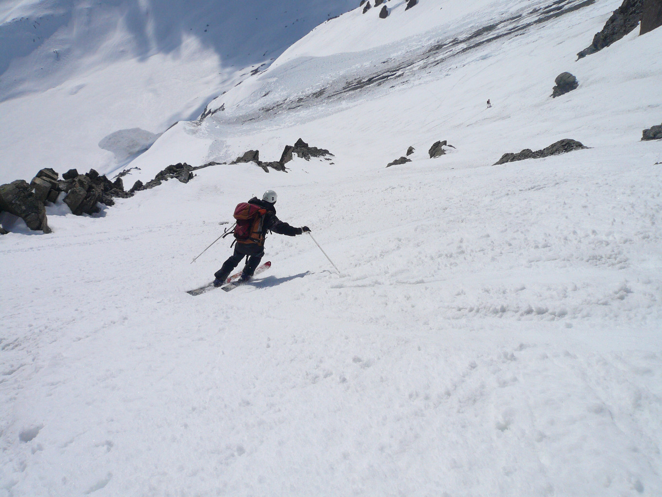 Bon ski dans une neige revenue comme il faut.
