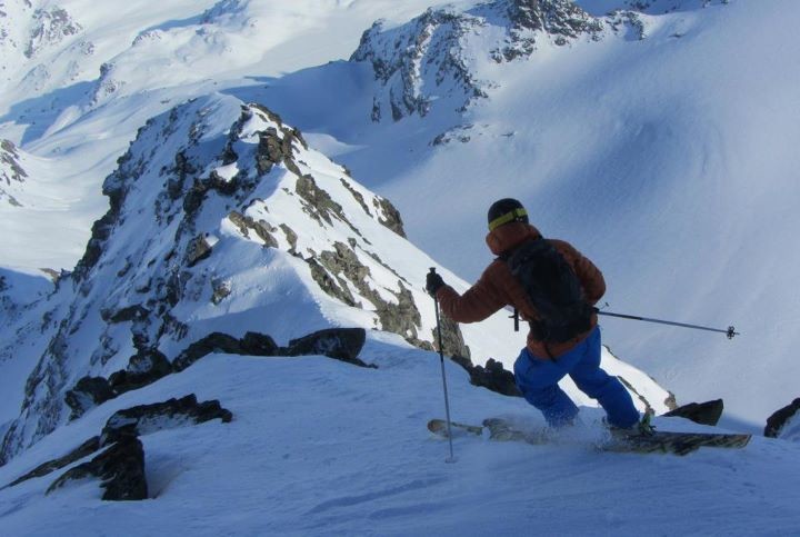 Sur l'arête