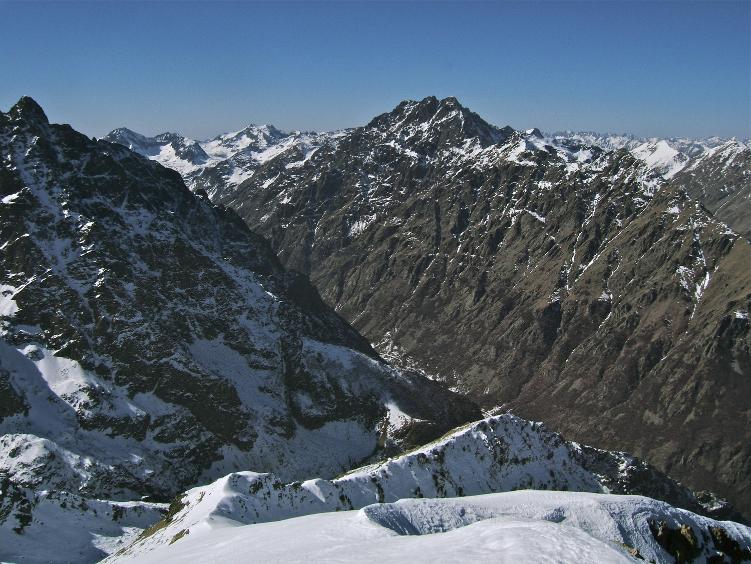 Le Matto et le vallon de montée.