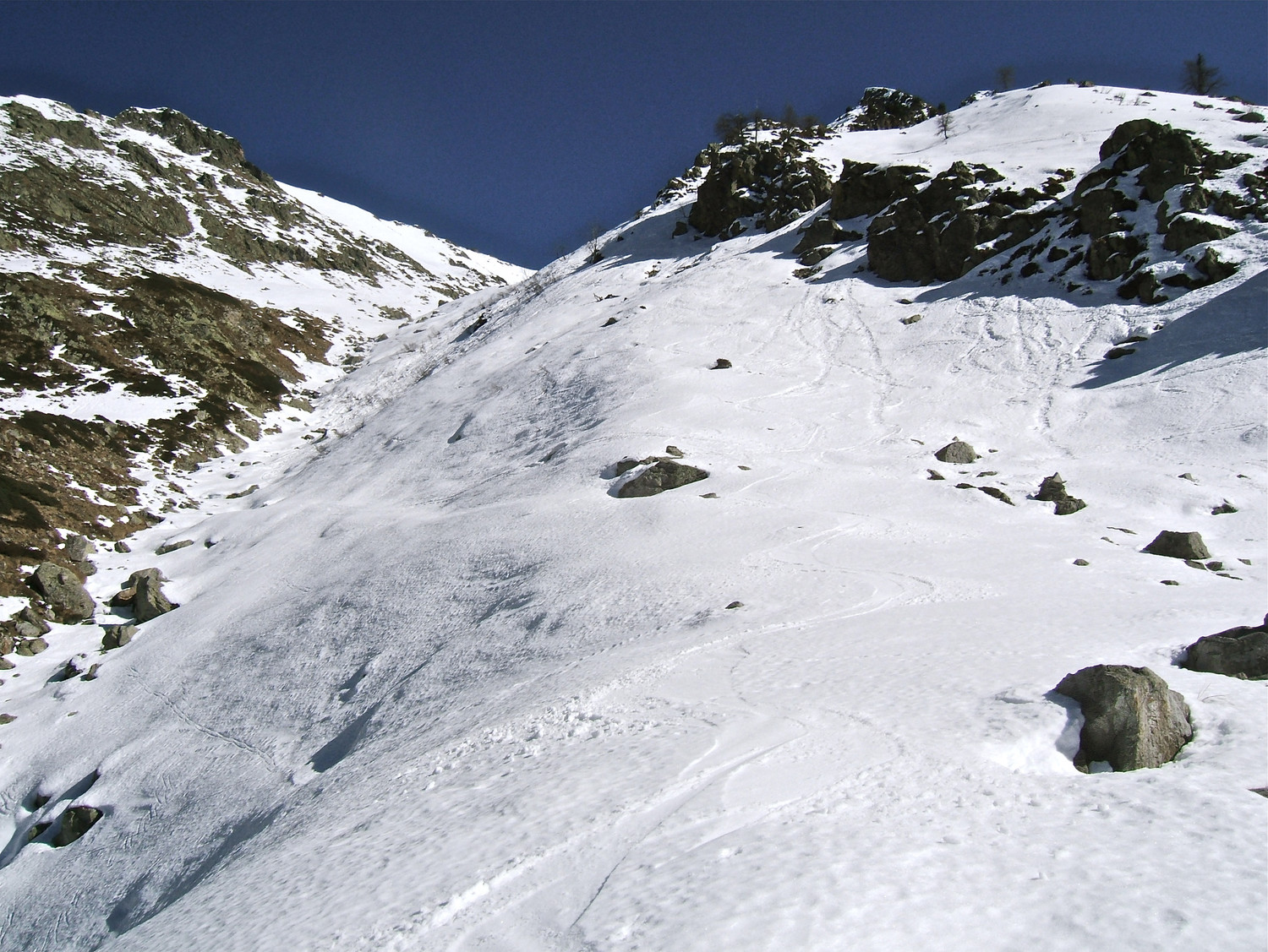 Derniers virages en neige de printemps.