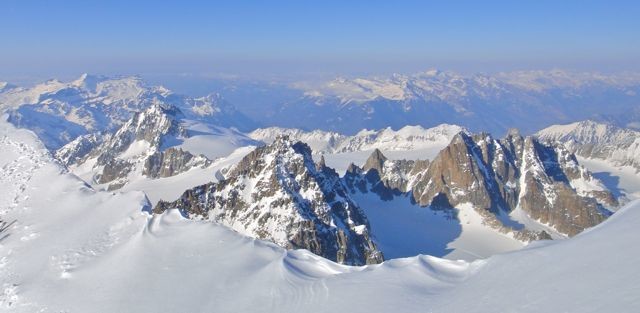 Vue depuis le sommet glacier de Saleina, Aiguille du Tour, glacier du Trient...