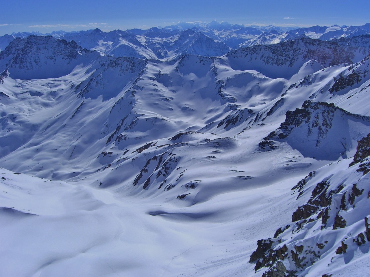 Silvretta-J3-le beau vallon sauvage côté suisse pour gagner Marangun d'Urezzas puis Chamanna Tuoi