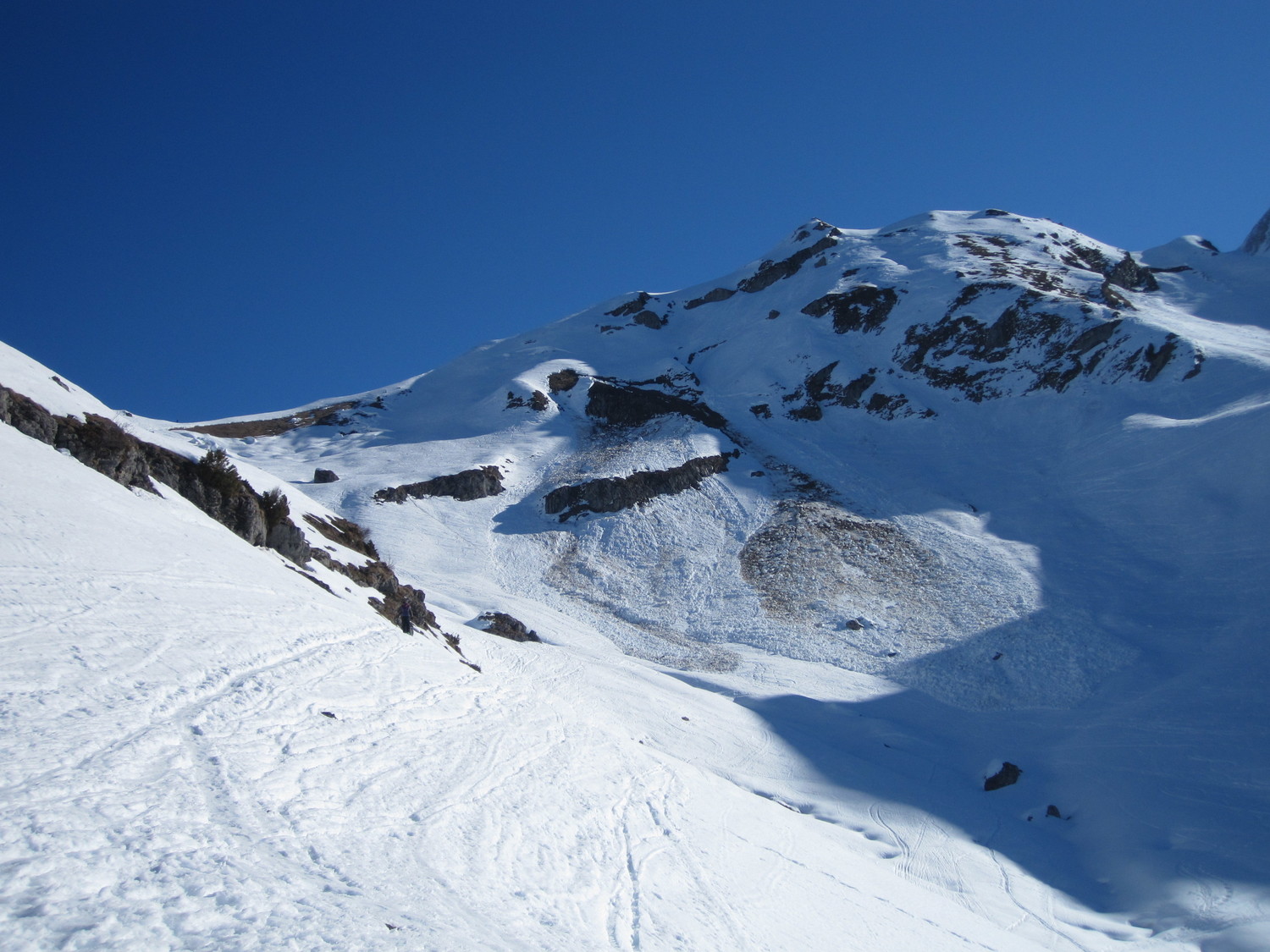 le col de la Tulle- Poully- vue prise depuis Combe des Fours