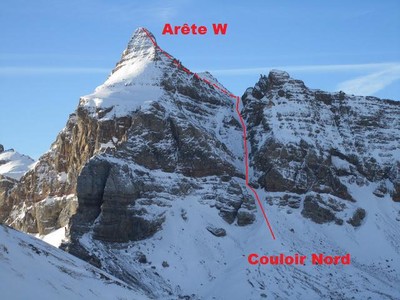Punta Escarra, couloir N et arête W