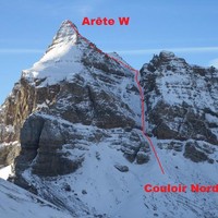 Punta Escarra, couloir N et arête W