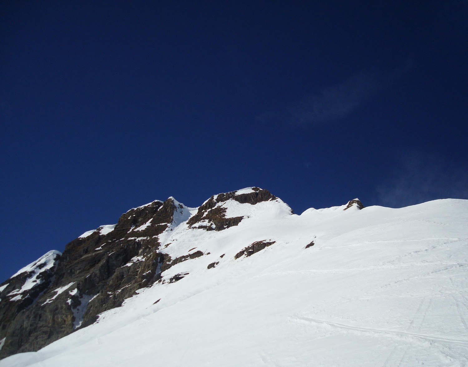 Couloir menant à l'Ambrevetta depuis la Forclaz : Pas vraiment en conditions !