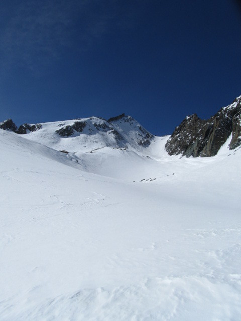 Sullo sfondo colle Marani