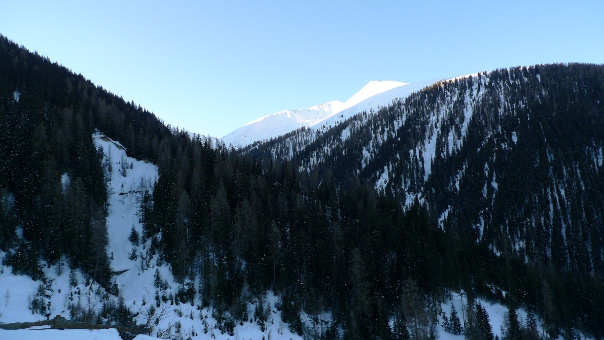 la mattina, verso la valle di Inneralp