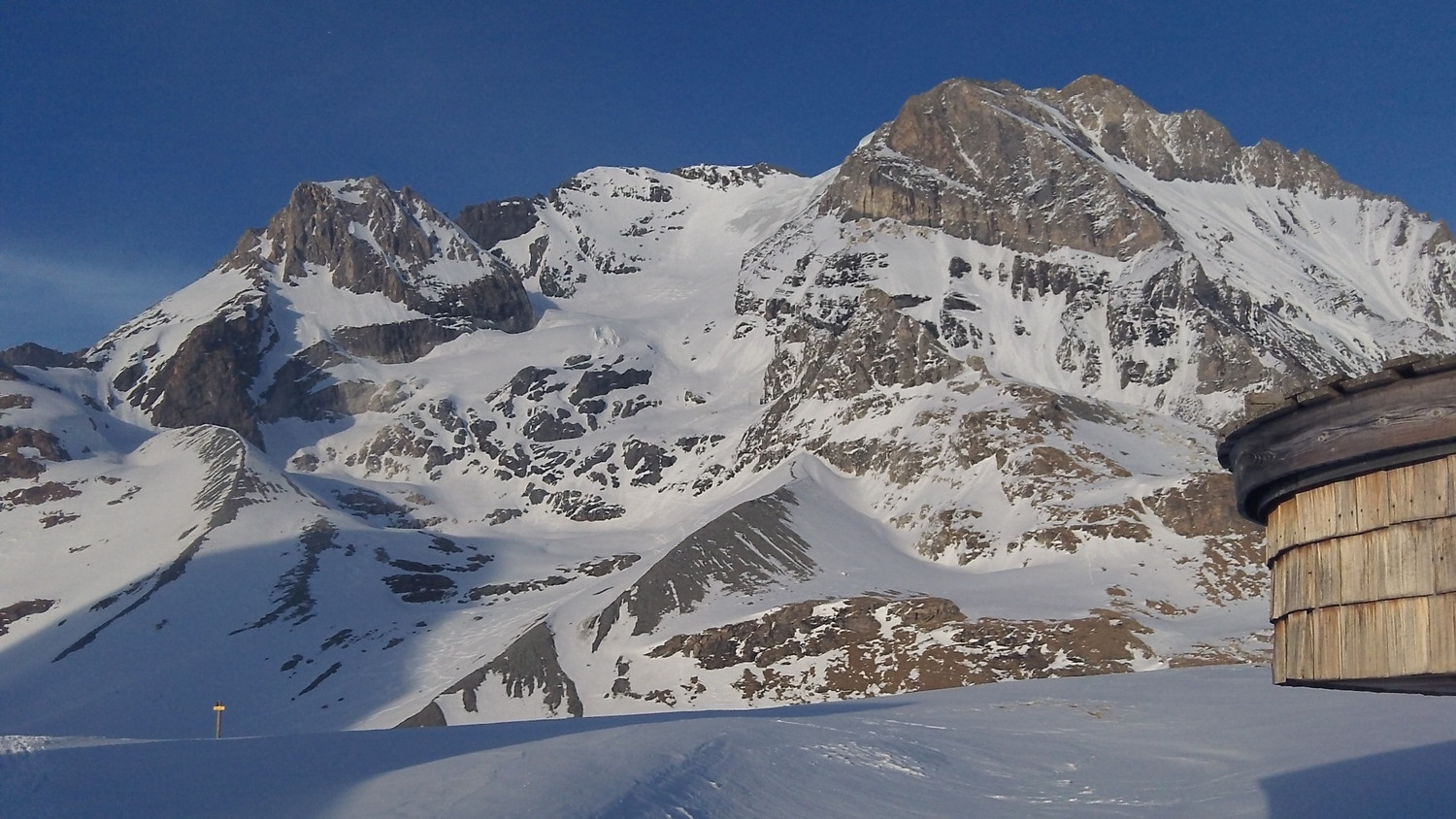 la grande casse vue depuis le refuge felix faure