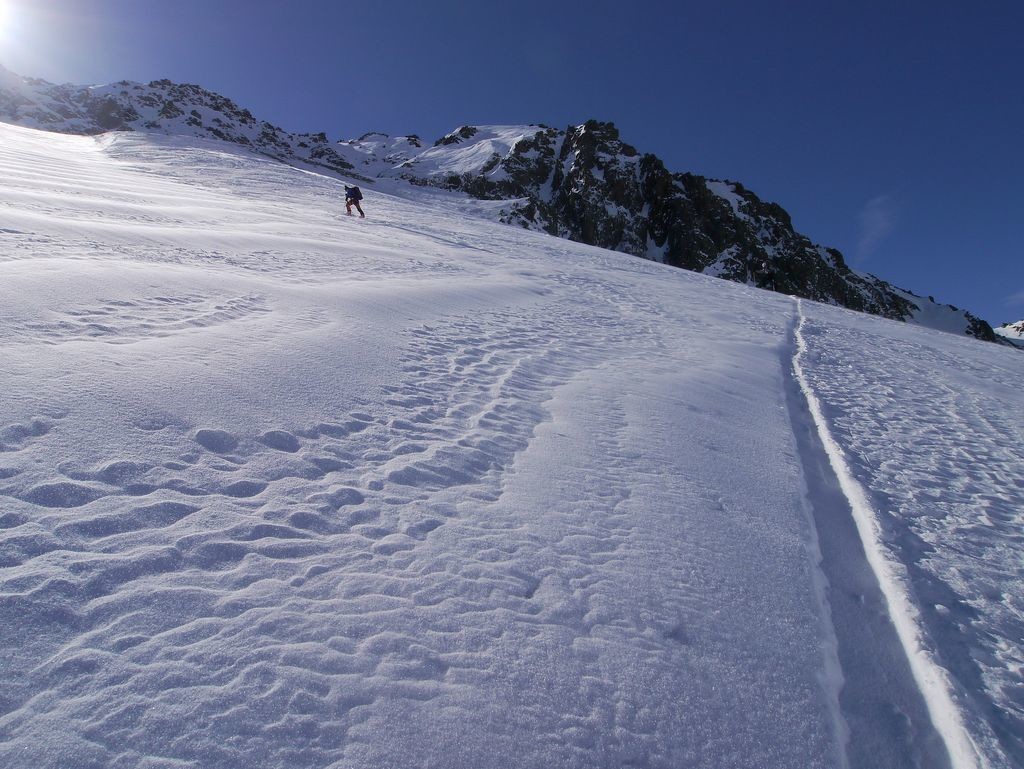 En direction de la Pointe de l'Aup du Pont versant Nord