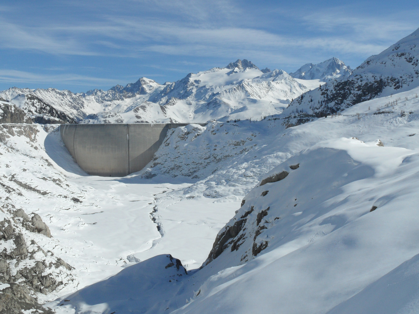 le lac d'Emosson vidé