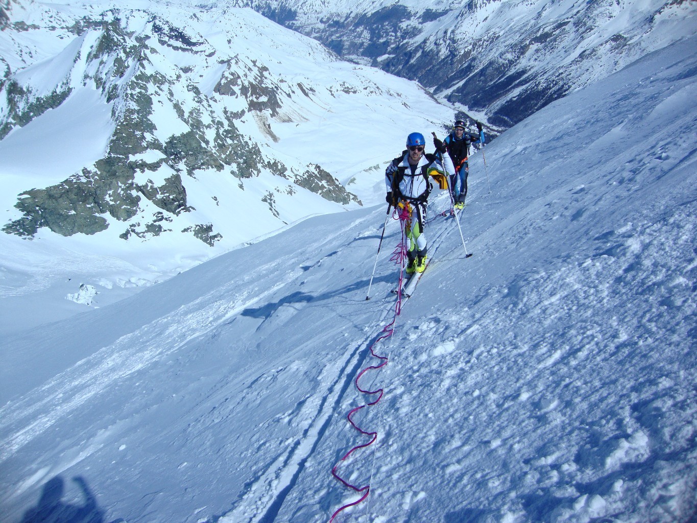 14.03.2012. Montée au Pigne d'Arolla, passage de la Serpentine, ça passe facilement à skis !