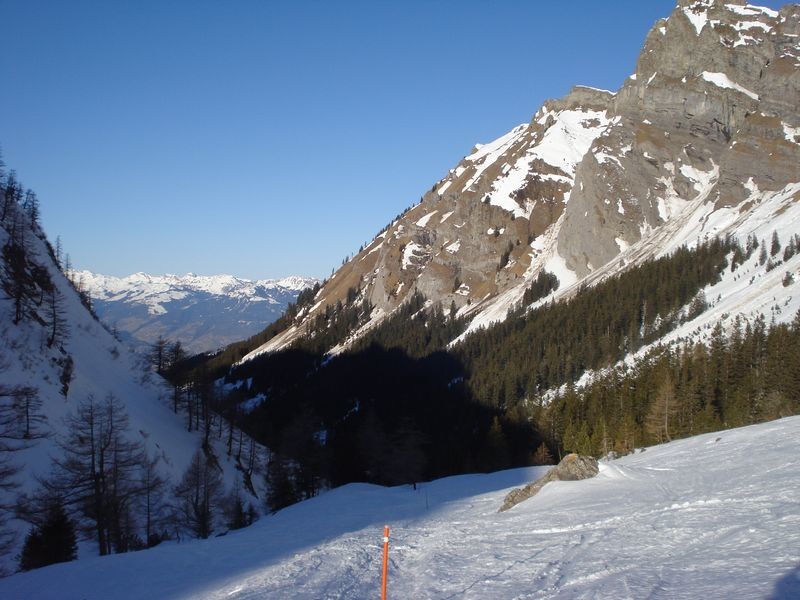 Montée sur Anzeindaz