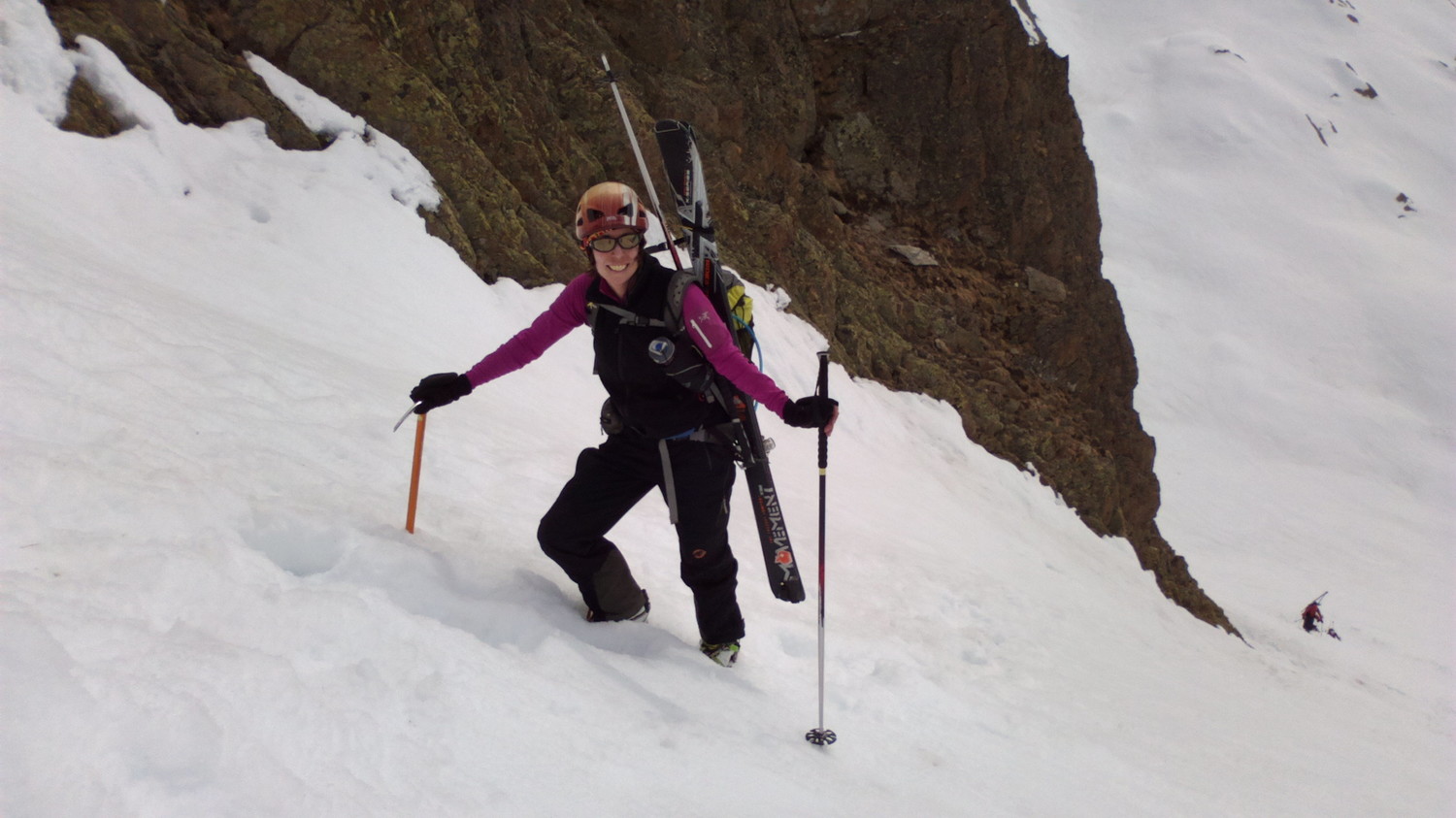 Montée dans le couloir S de la pt A. Favre