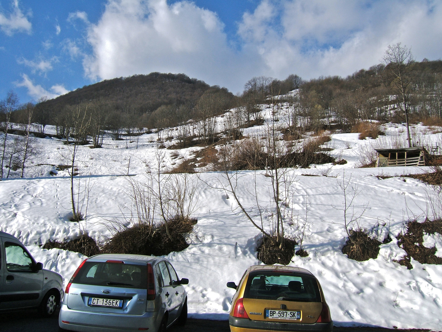 Départ ski au pied.