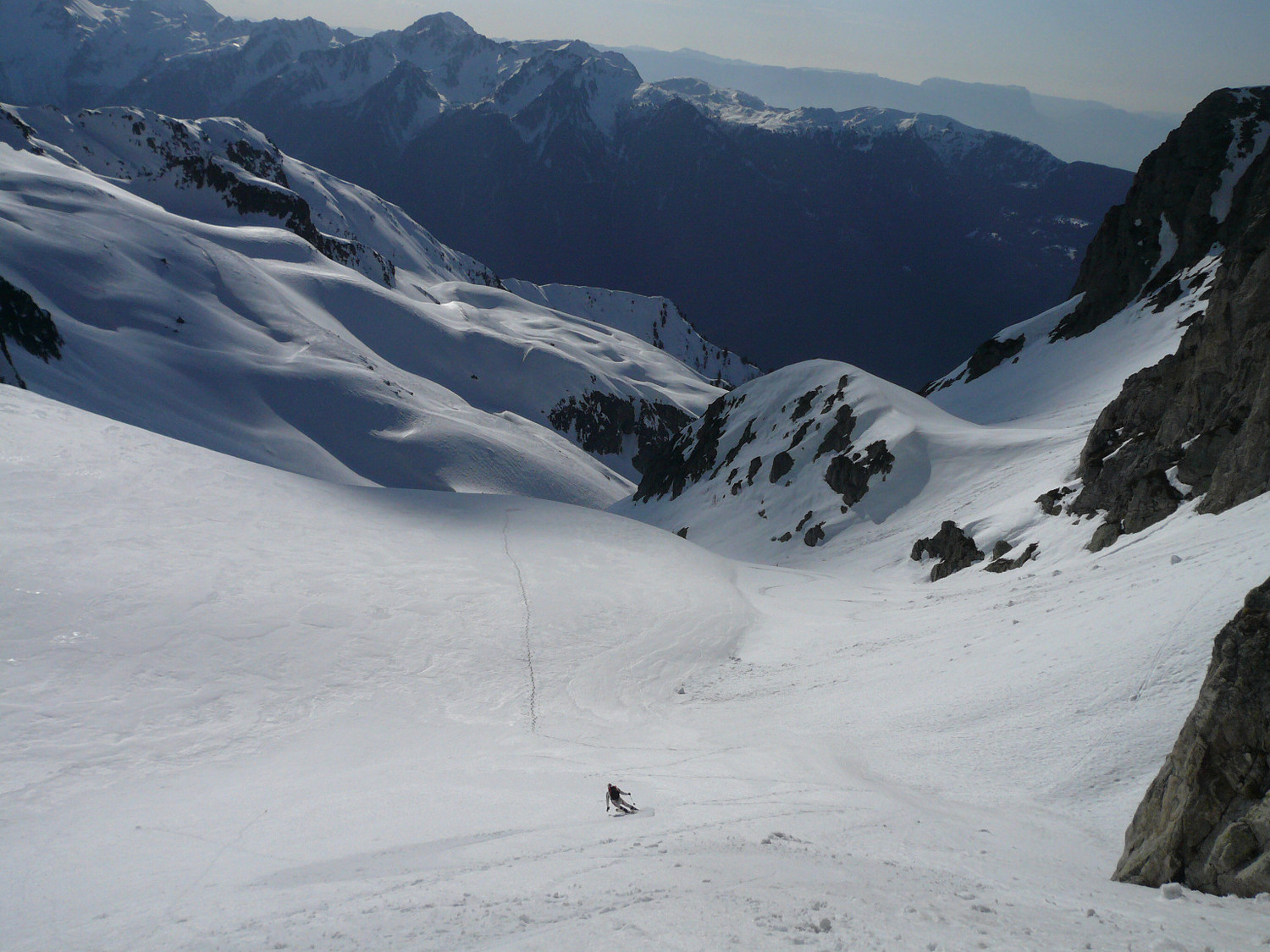 Combe sauvage au pied des couloirs.