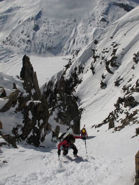 montée dans le Col du passon