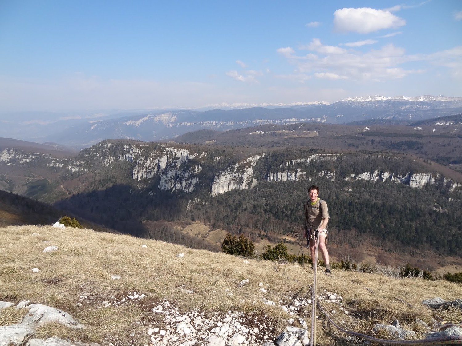 Un piton se cache dans cette photo, trouvez-le sinon assurez à l'ancienne!