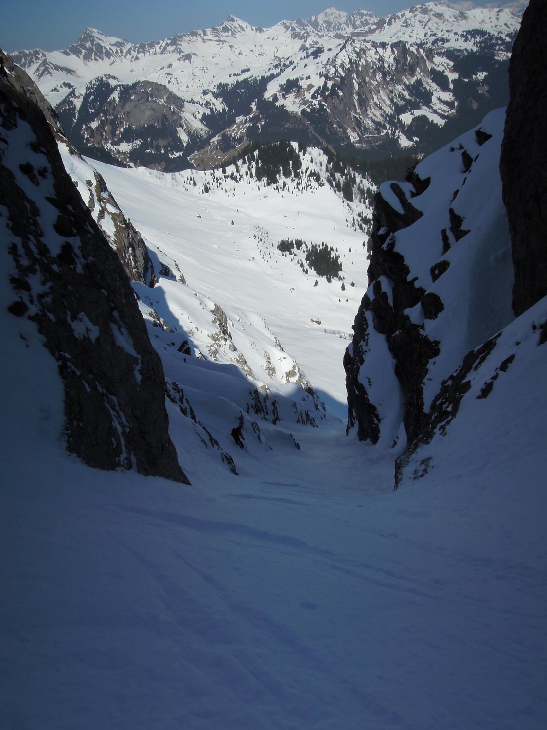 Couloir de la Chaire. Voilà pourquoi la neige reste bonne!