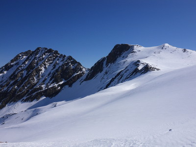 Puigs Pedros 2842m et Coma d'Or 2836m Puigs Pedros 2842m et Coma d'Or 2836m
