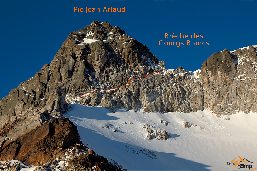 Gourgs Blancs : corniche du pic Arlaud