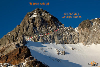 Gourgs Blancs : corniche du pic Arlaud Gourgs Blancs : corniche du pic Arlaud