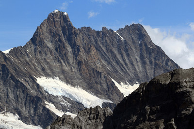 Lo Schreckhorn 4078m e il Lauteraarhorn 4042m, visti da NW da Mannlichen 2342m Lo Schreckhorn 4078m e il Lauteraarhorn 4042m, visti da NW da Mannlichen 2342m