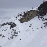 Rampe de neige donnant accès au Plan Monnay au-dessus du replat inférieur du glacier de Saleina