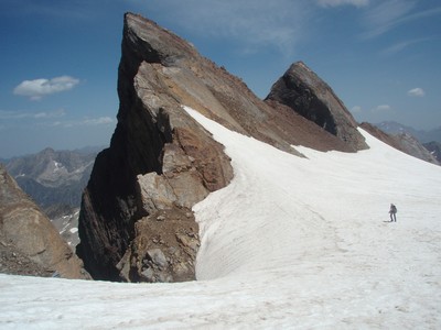 Entonnoir de Gaube, Piton Carré, Pointe de Chausenque Entonnoir de Gaube, Piton Carré, Pointe de Chausenque