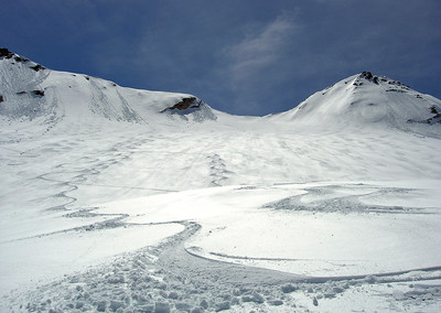 il versante settentrionale del Piz Muttala, attualmente occupato ancora da una parte del Surettagletscher. il versante settentrionale del Piz Muttala, attualmente occupato ancora da una parte del Surettagletscher.
