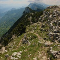 Arrivée du sentier en face E du Moucherotte