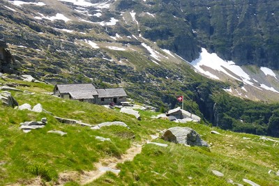 Cabane Efra Cabane Efra