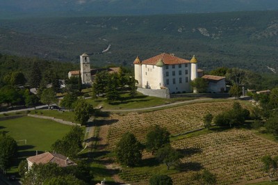 Le château d'Aiguines