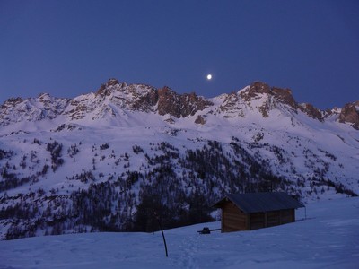 Lune sur la Crête de la Casse Blanche Lune sur la Crête de la Casse Blanche