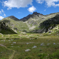 Col et mont Colmet ou Cormet à gauche